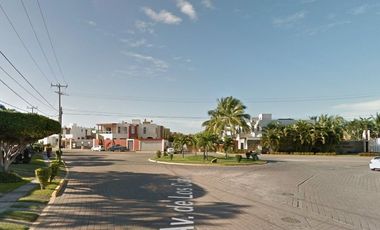 Casa en Remate Bancario. Identifique el precio que se encuentra muy por debajo de su valor comercial.