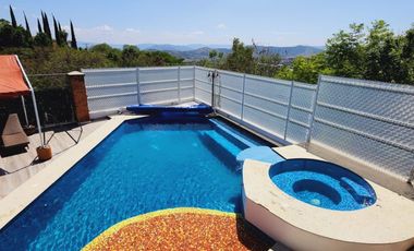 Enorme CASA SOFÍA. Se renta por noche con alberca calefacción enorme jardín vistas panorámicas para FIN DE SEMANA en FRACC RANCHO SAN DIEGO EN IXTAPAN