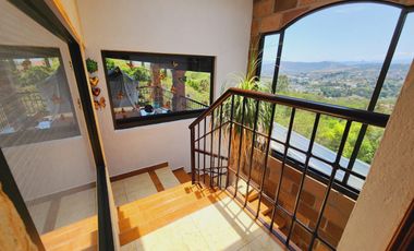Enorme CASA SOFÍA. Se renta por noche con alberca calefacción enorme jardín vistas panorámicas para FIN DE SEMANA en FRACC RANCHO SAN DIEGO EN IXTAPAN