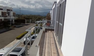 VENTA CASA EN FUSAGASUGÁ. Hermosa Casa en Conjunto Cerrado.