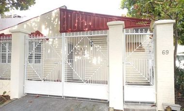 2BR Bungalow House For Rent at Merville, Paranaque City