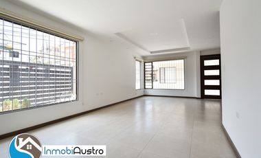 Venta de Casa Moderna Av Paseo de los Cañaris