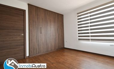 Venta de Casa Moderna Av Paseo de los Cañaris
