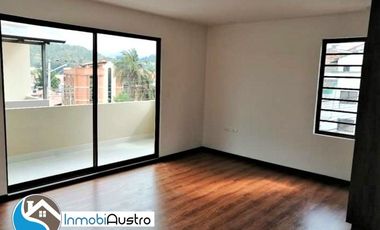 Venta de Casa Moderna Av Paseo de los Cañaris
