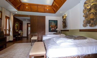 Lakefront 3 Bedroom Lanna Style House in Lamphun