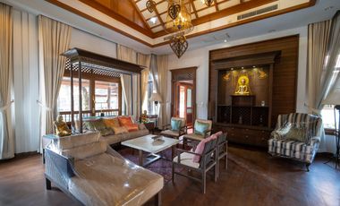 Lakefront 3 Bedroom Lanna Style House in Lamphun