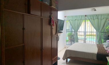 Excelente casa amplia con jardines y alberca