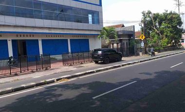 Ruko Ruang Usaha 2 Lantai Tanah Luas Di Ringroad Selatan Bugisan