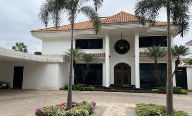Venta de casa en Biblos Samborondón