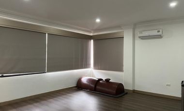 Venta de casa en Biblos Samborondón