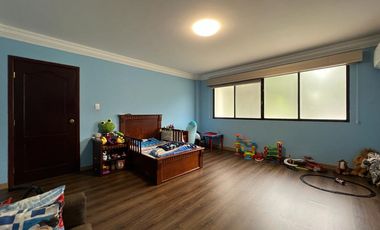 Venta de casa en Biblos Samborondón