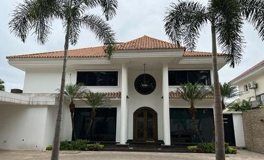Venta de casa en Biblos Samborondón