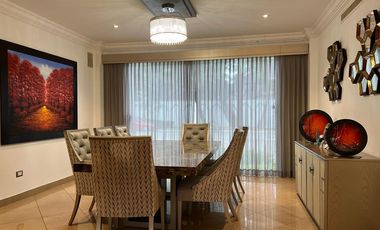 Venta de casa en Biblos Samborondón