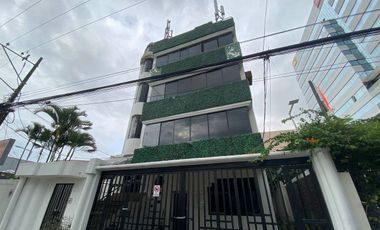 local comercial de 200 m2 en kennedy Norte atras del SRI