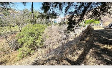 TERRENO EN FRACCIONAMIENTO LAS CAÑADAS