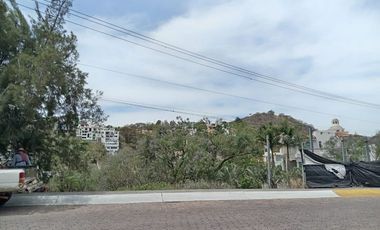 TERRENO EN FRACCIONAMIENTO LAS CAÑADAS
