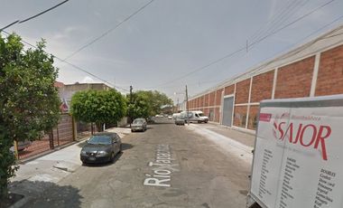 Oportunidad de Remate Bancario en Calle Río Tapachula, Colonia Lomas de San Pedro, Municipio Guadalajara, Estado de Jalisco-Casa Adjudicada