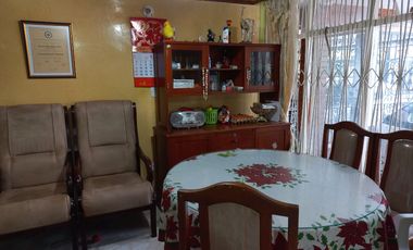 Vendo amplia casa de 2 piso 6 alcobas, quinta granada