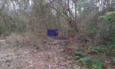 Venta terreno 605 m2 Residencial Campo de Golf calandrias T527