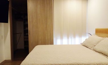 PR17723 Aparestudio en arriendo en el sector Loma del Escobero