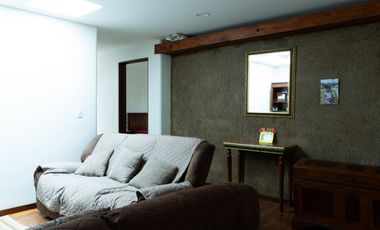 Lujosa Casa de 4 Dormitorios con Amplia Area Verde en Exclusiva Urbanización El Álamo