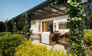 FINCA EN VENTA  LOS PINOS POLO CLUB MOSQUERA