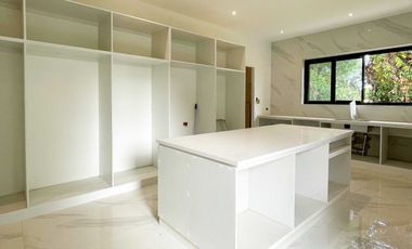 House for Sale in South Forbes Park, Makati City 4 Bedroom Fully furnished