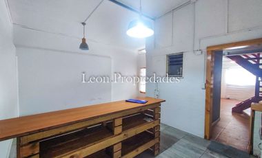 Leon Propiedades vende casa en Curacavi centro, Curacavi.