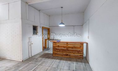 Leon Propiedades vende casa en Curacavi centro, Curacavi.