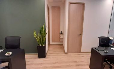 PR16703 Oficina en venta en el sector Milla de Oro, Medellin