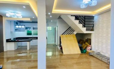 HOUSE FOR RENT IN Starlight St. Annex 31 Subdivision Brgy. Marcelo Green Parañaque City