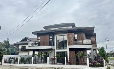 5 Bedroom Corner House and Lot for Sale in Bali Mansions, Cavite