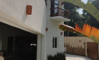 R306 Residencia nueva en Venta 5 recámaras  Ixtapa Campo de Golf