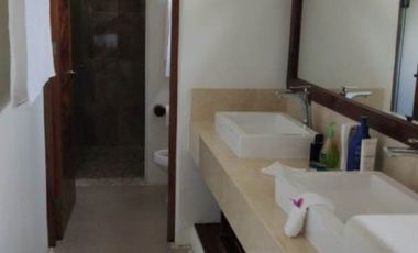 R306 Residencia nueva en Venta 5 recámaras  Ixtapa Campo de Golf