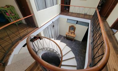 Alquiler de Casa comercial de 516 Metros en el sector Batan bajo, Quito norte