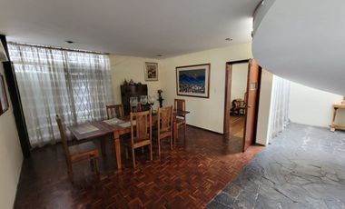 Alquiler de Casa comercial de 516 Metros en el sector Batan bajo, Quito norte