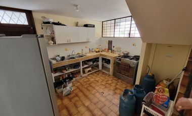 Alquiler de Casa comercial de 516 Metros en el sector Batan bajo, Quito norte