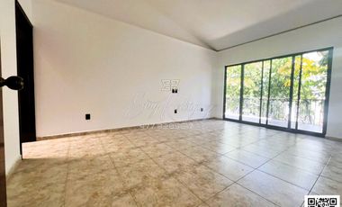 CASA EN VENTA, PRIMERA SECCIÓN DE BALCONES DEL CAMPESTRE, LEÓN, GTO; SUPER PRECIO DE OPORTUNIDAD.