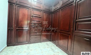 CASA EN VENTA, PRIMERA SECCIÓN DE BALCONES DEL CAMPESTRE, LEÓN, GTO; SUPER PRECIO DE OPORTUNIDAD.