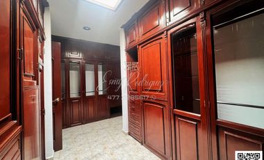 CASA EN VENTA, PRIMERA SECCIÓN DE BALCONES DEL CAMPESTRE, LEÓN, GTO; SUPER PRECIO DE OPORTUNIDAD.