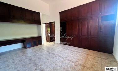 CASA EN VENTA, PRIMERA SECCIÓN DE BALCONES DEL CAMPESTRE, LEÓN, GTO; SUPER PRECIO DE OPORTUNIDAD.
