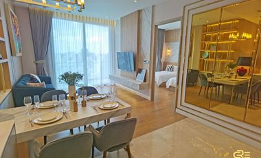 Magnolias Waterfront Residences - Luxury Furnished, 1 Bed Condo for Rent!