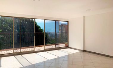 PR17256 Arriendo de apartamento en Loma del Escobero