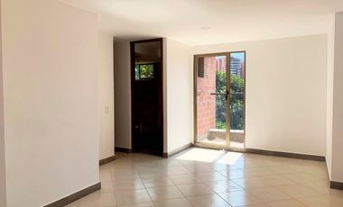 PR17256 Arriendo de apartamento en Loma del Escobero