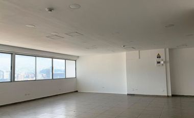 F65EF Oficina en arriendo en el sector San Diego