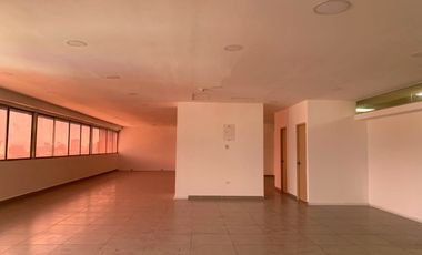 F65EF Oficina en arriendo en el sector San Diego