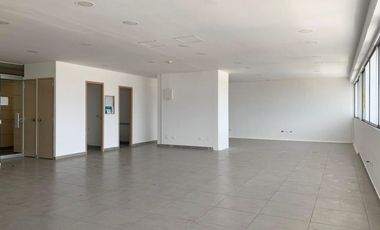 F65EF Oficina en arriendo en el sector San Diego