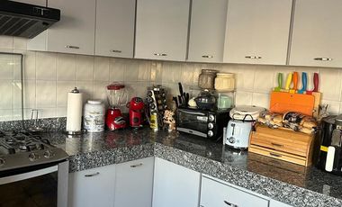 SE VENDE PRECIOSA CASA EN LA COL. LA HERRADURA, CON MUCHO SOL Y PRECIOSAS VISTAS NEGOCIABLE  VISTA, PLAZA FRESCO LA HERRADURA ESPACIOS MUY  AMPLIOS