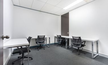 Book open plan office space for businesses of all sizes in Regus Triumph Square