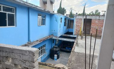 CASA CON 6 DEPARTAMENTOS INDEPENDIENTES, 1 EN OBRA NEGRA CON 90% DE AVANCE EN LA OBRA.